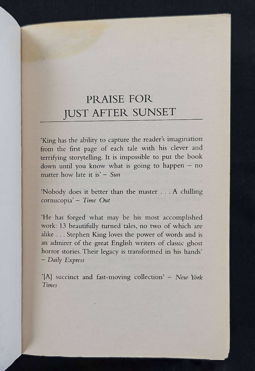 Just After Sunset by Stephen King - Paperback