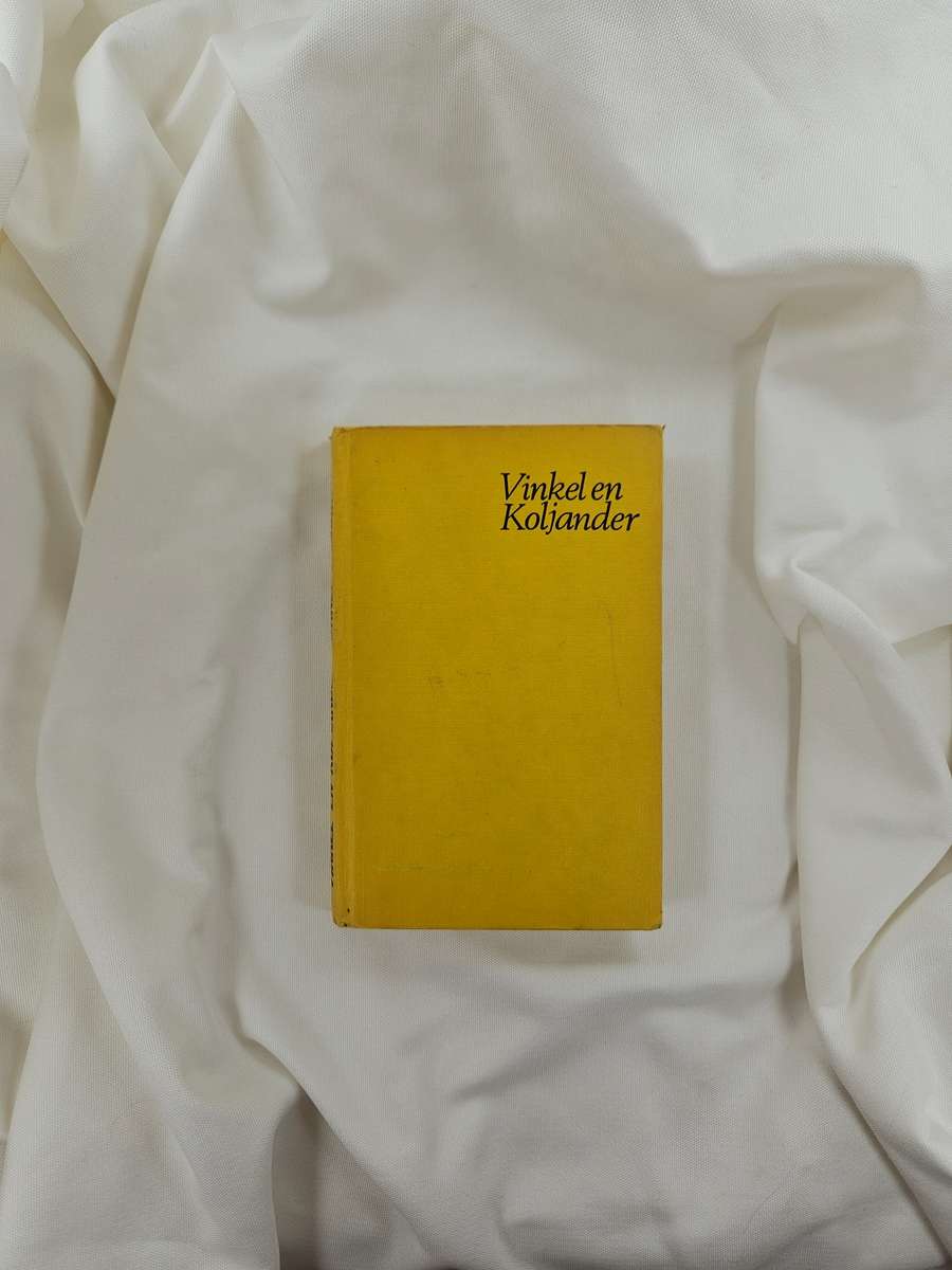 Vinkel en Koljander by Cornelia Kruger - Hardback