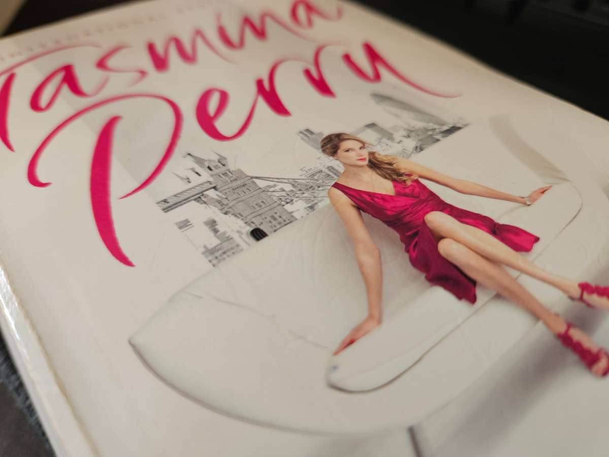 Guilty Pleasures by Tasmina Perry - Paperback