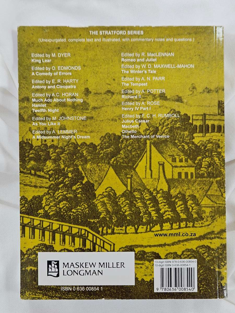 Romeo and Juliet (Stratford Series) by William Shakespeare - Paperback