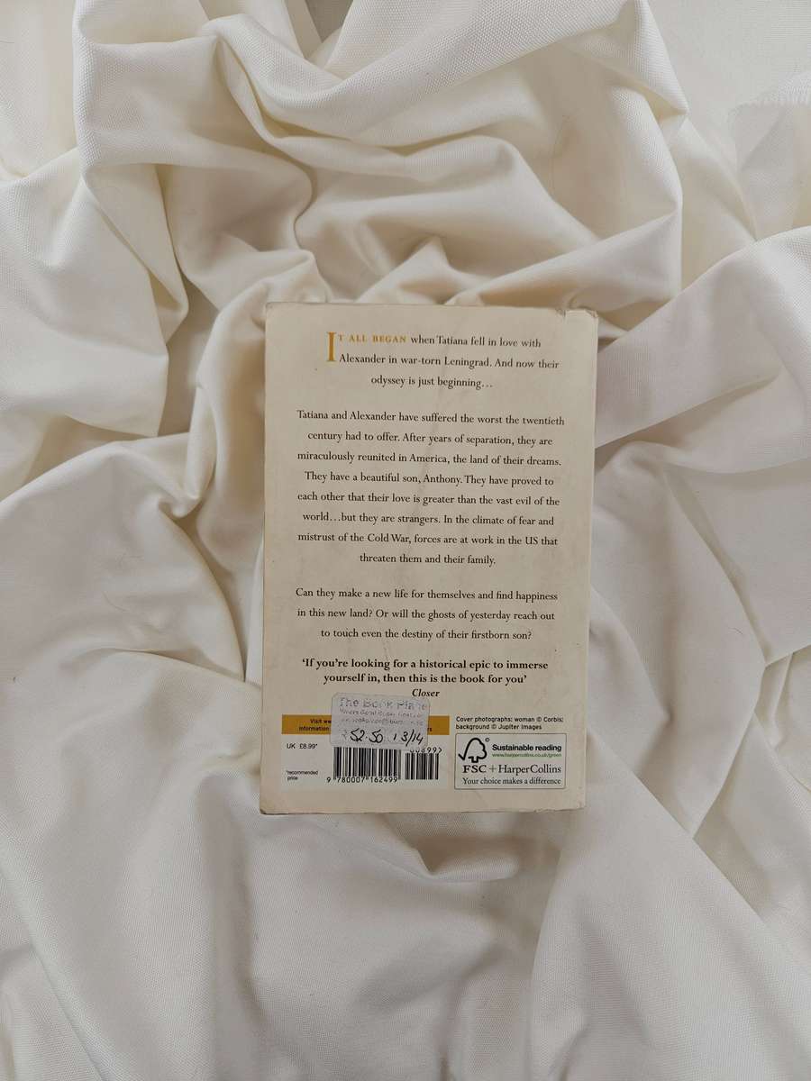 The Summer Garden by Paullina Simons - Paperback