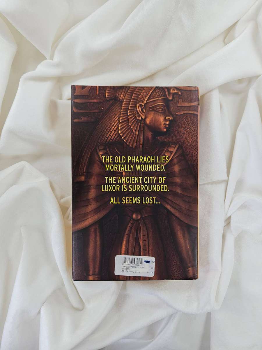 Pharaoh by Wilbur Smith - Hardback