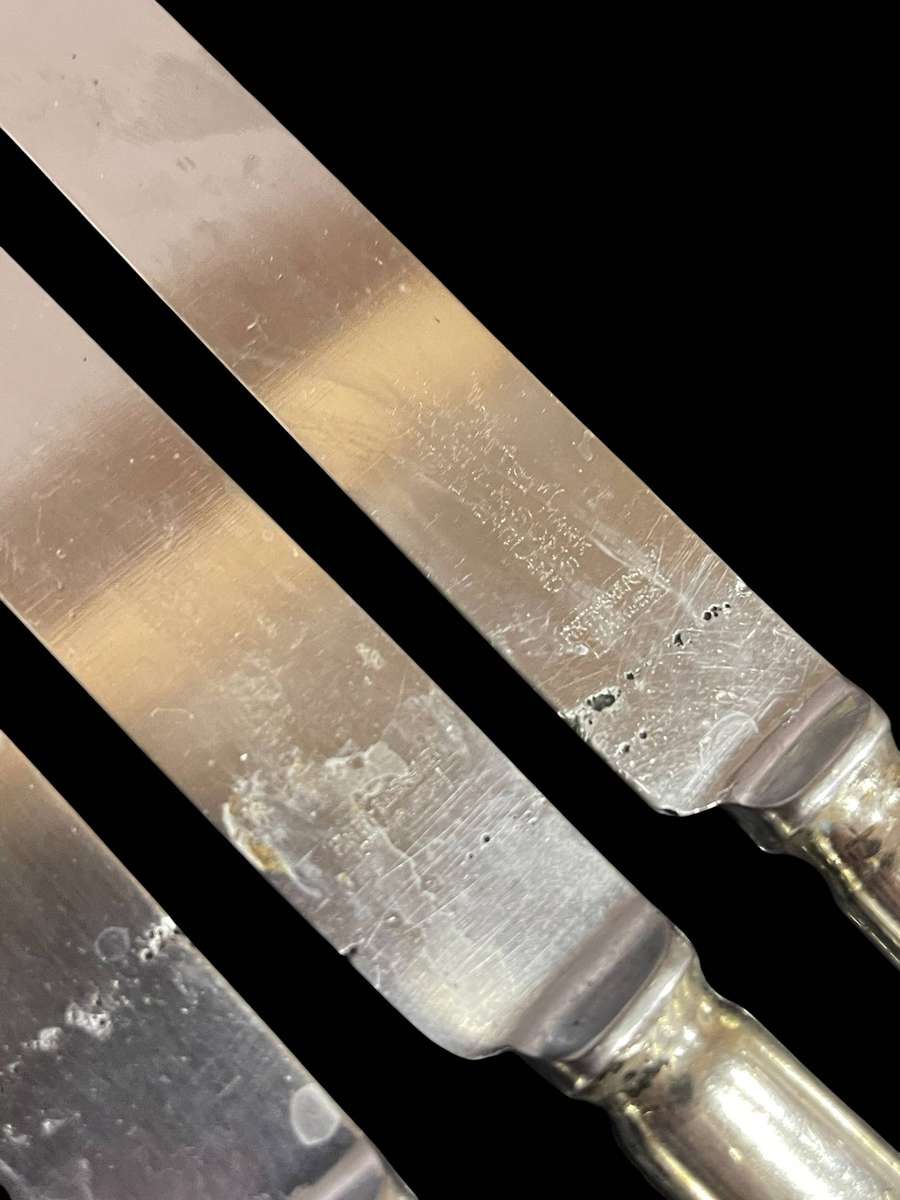 Dinner knives x5(NR16)