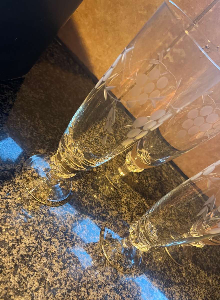 Glasses grape etched x4(+2)