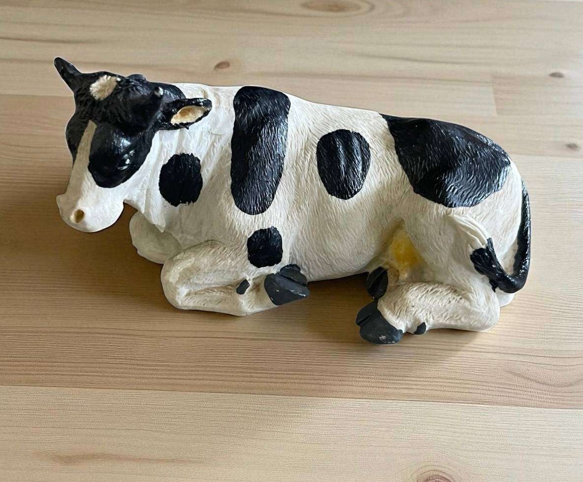 Ornament cow