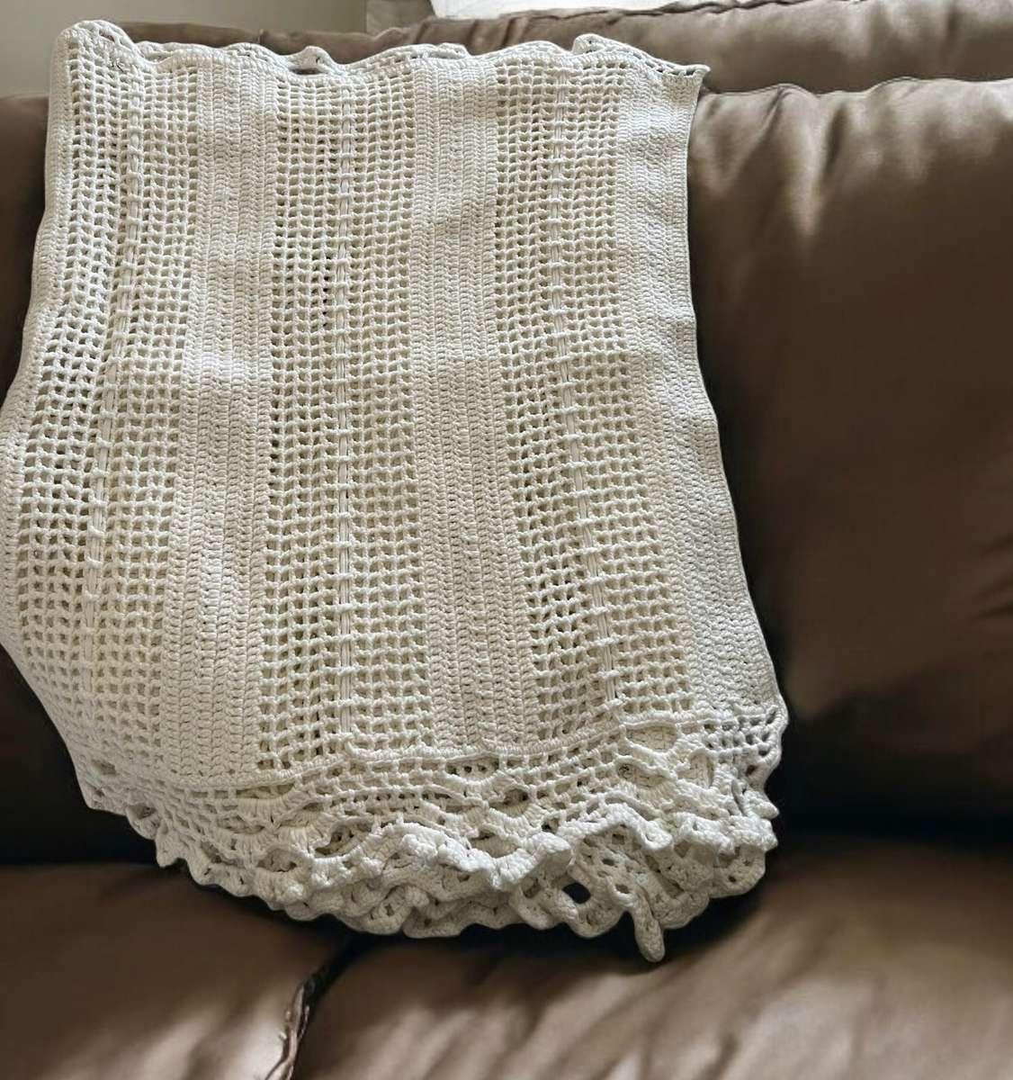 Curtain crochet