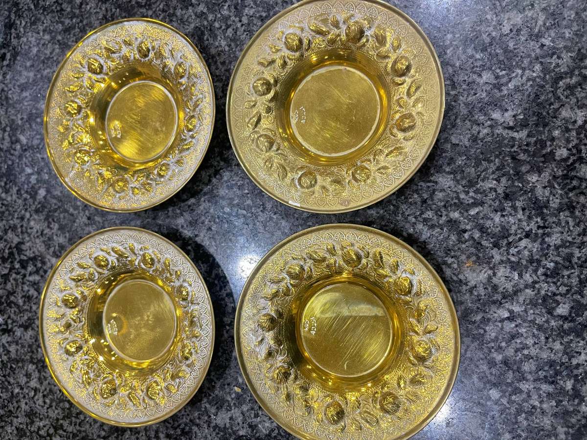 Bowls brass x4 small
