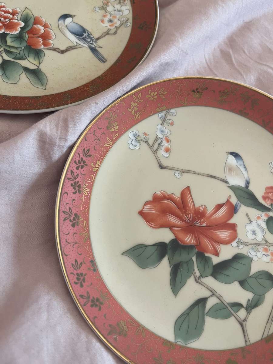 Plates Imari each