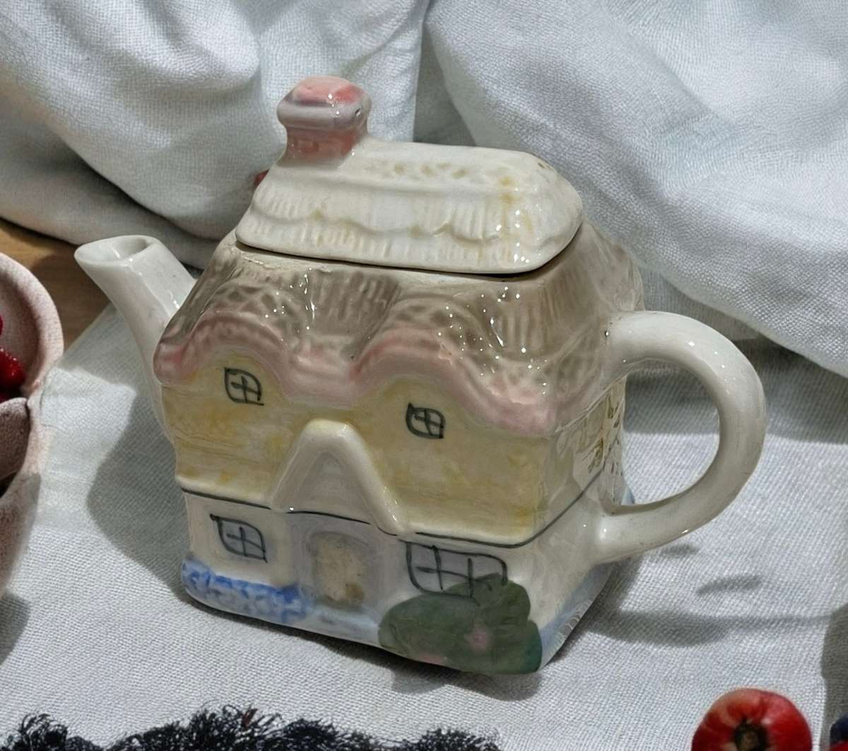 Ornament teapots each