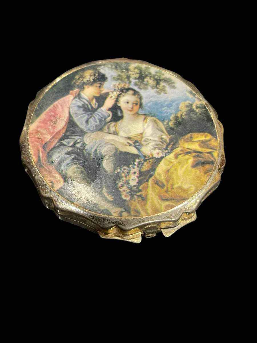 Compact mirror/powder