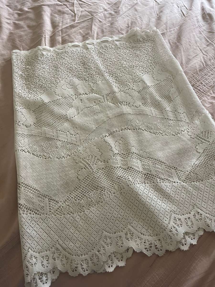 Curtain frill(4)