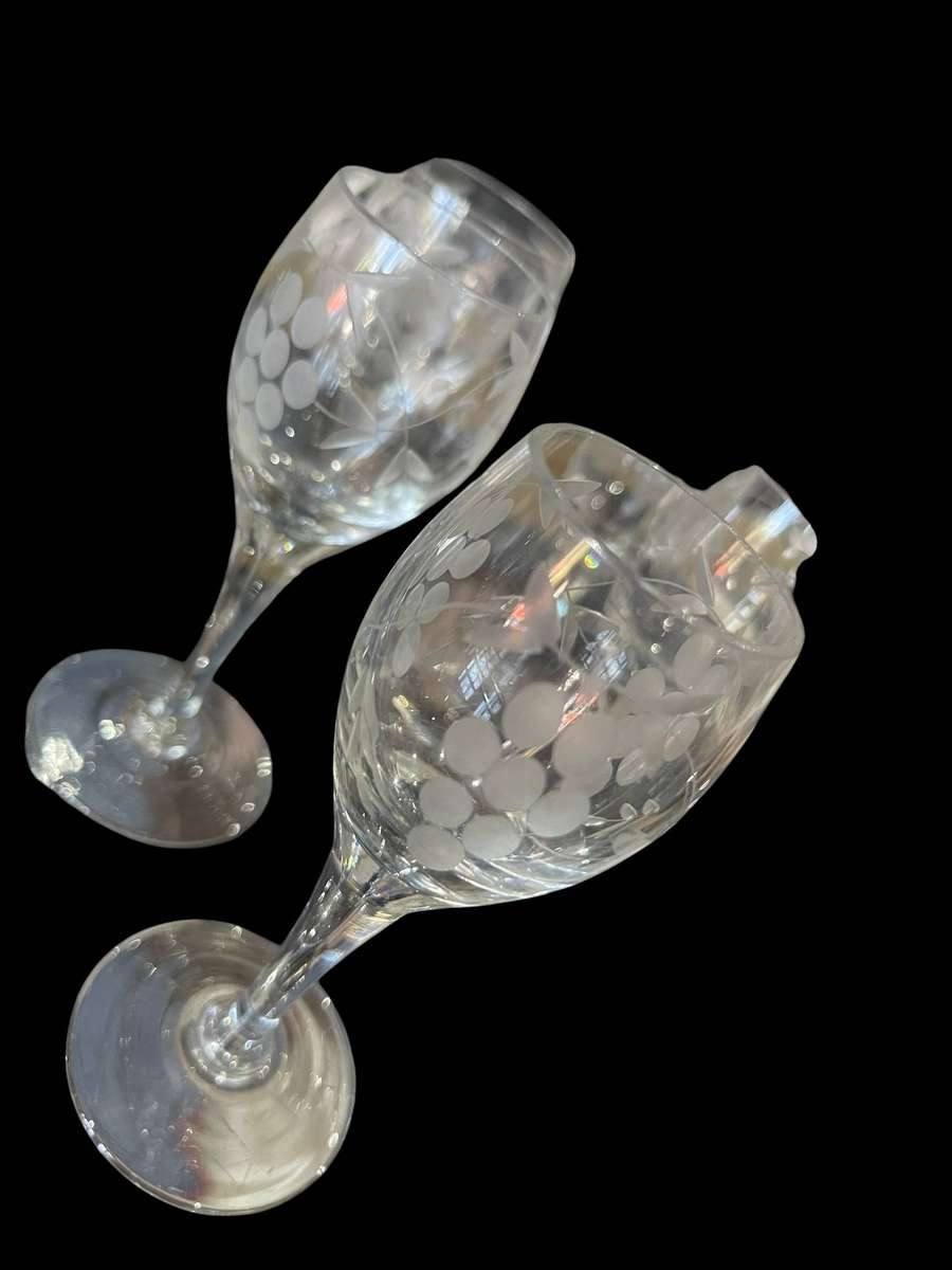Glasses liquer/sherry x5 grape etched