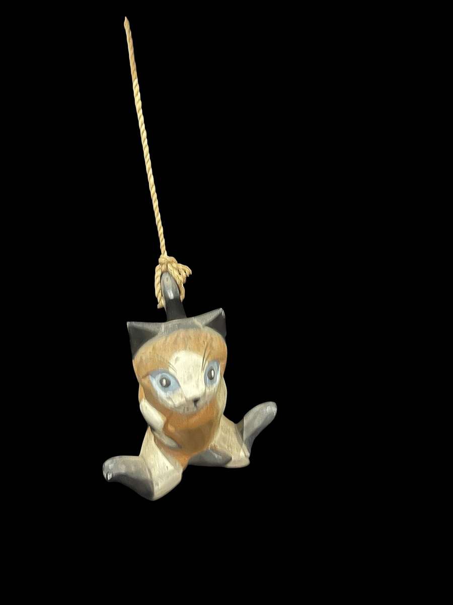 Ornament cats wood