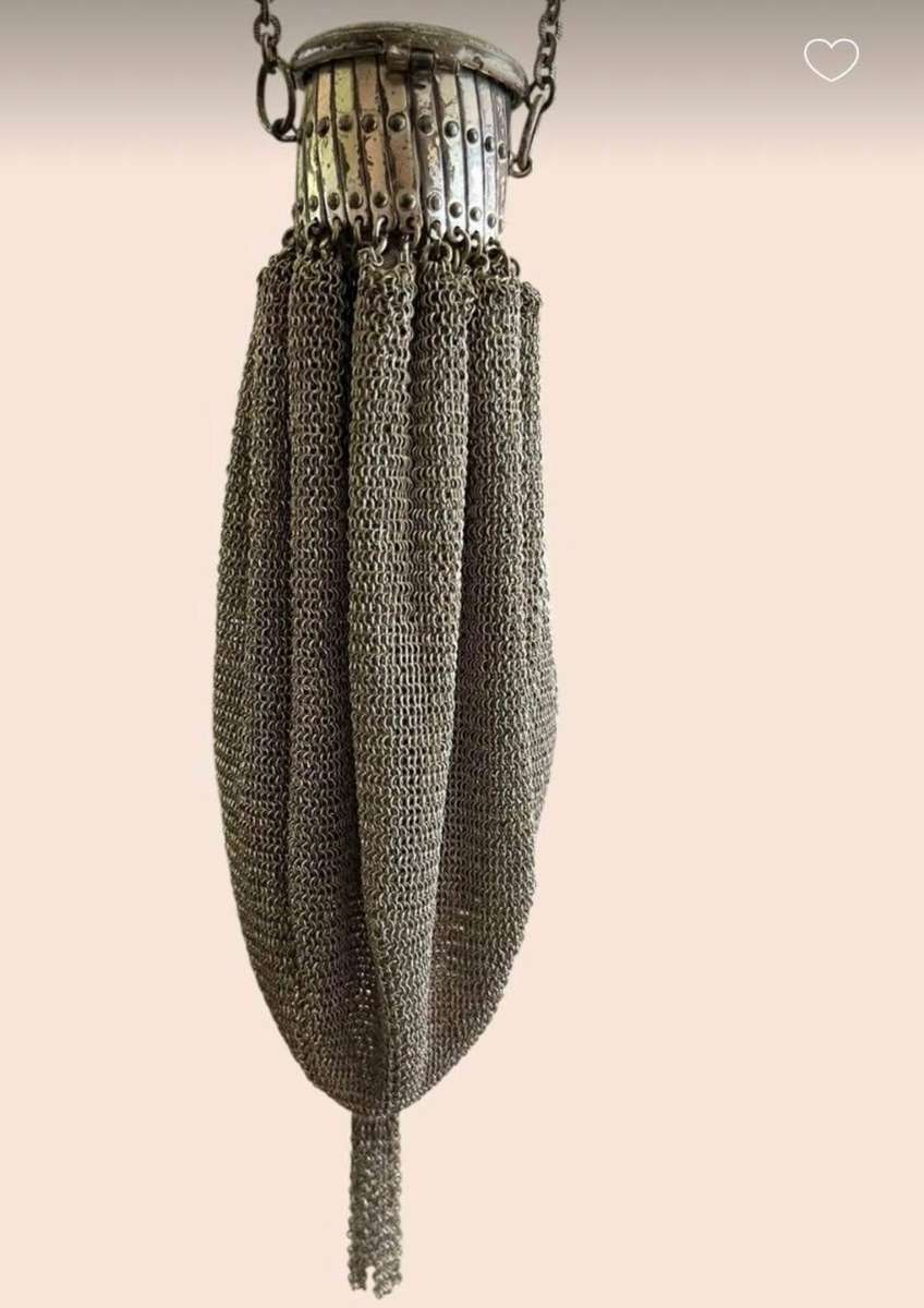 Handbag mesh