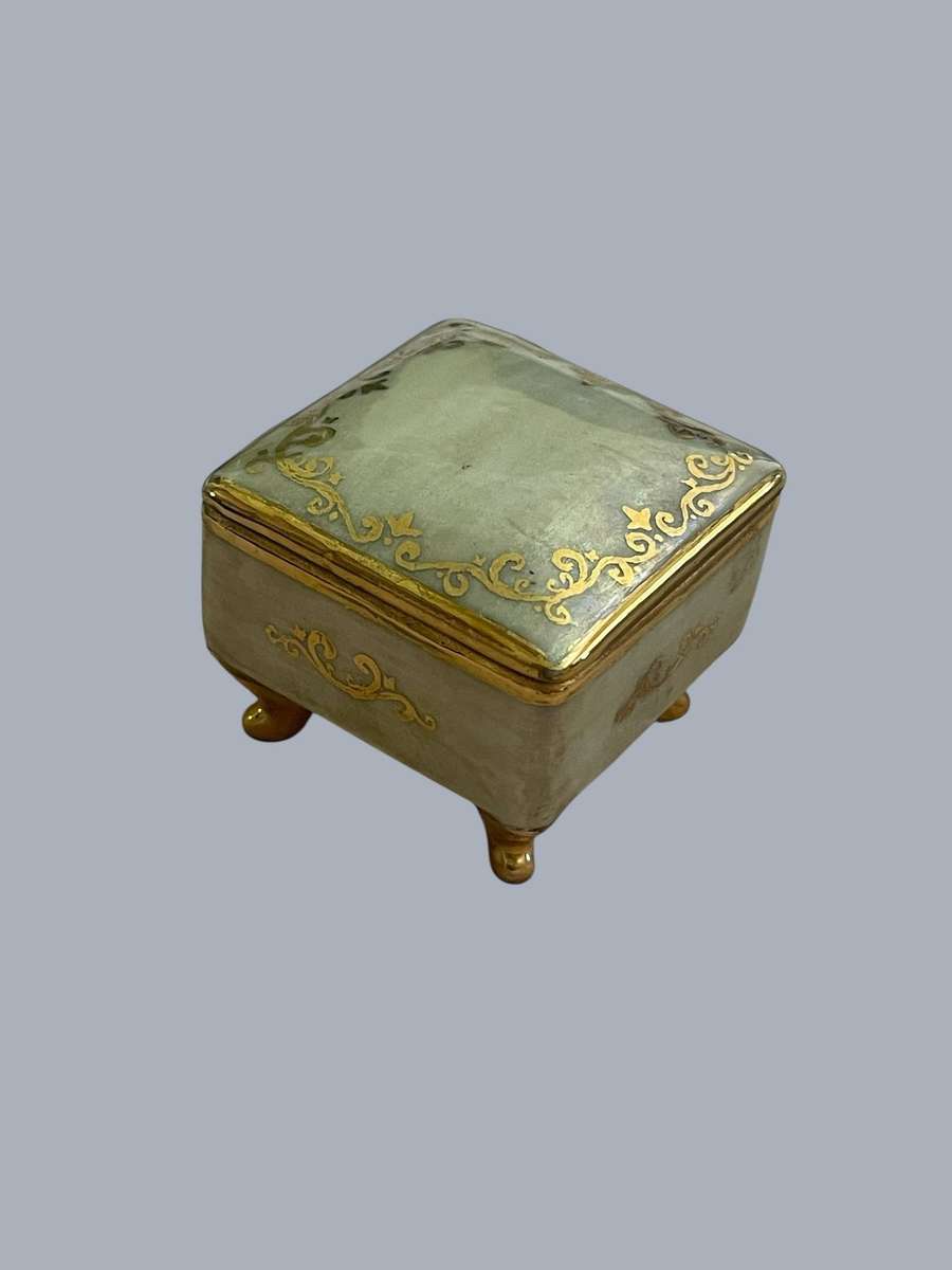 Trinket holder miniature