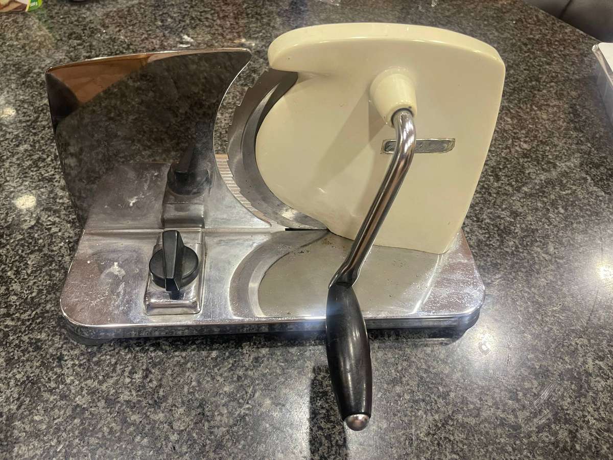 Bread/meat slicer Pineware
