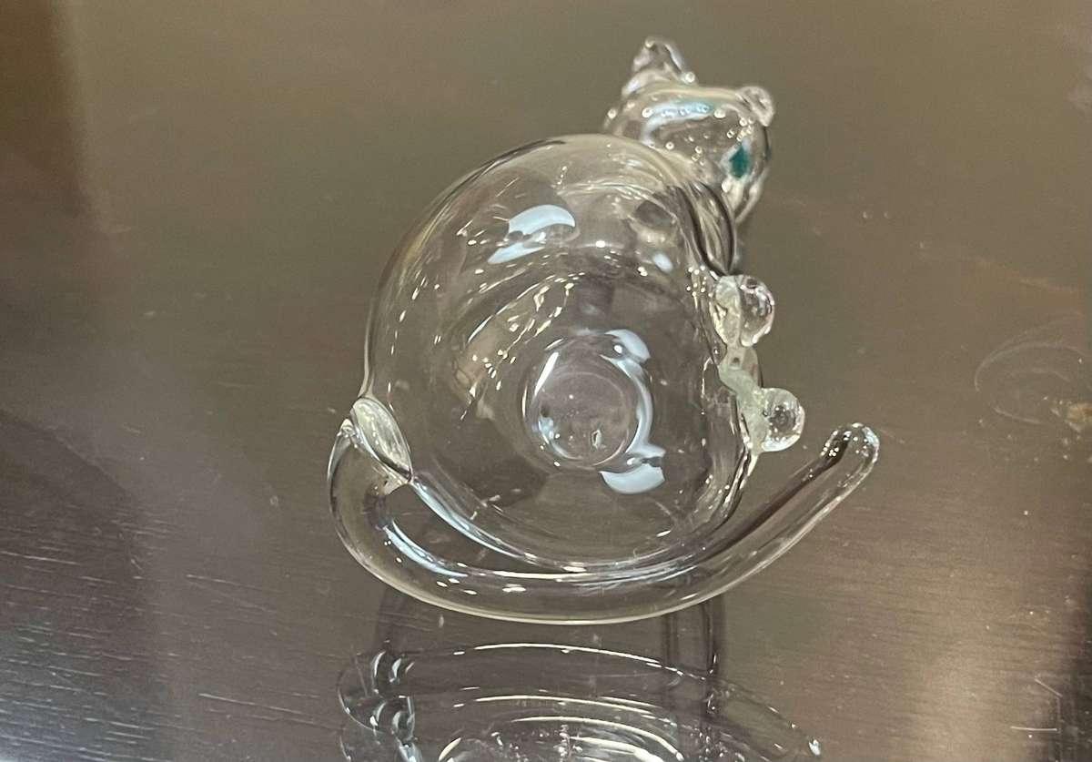 Ornament glass cat