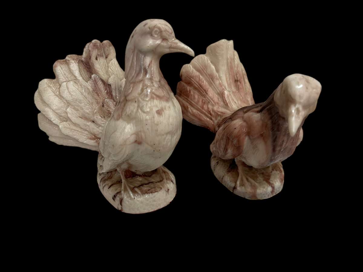 Ornament pigeon marble