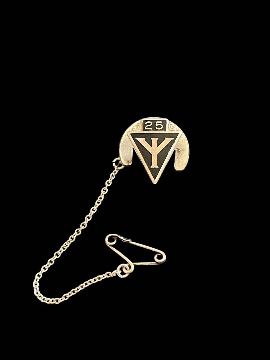 Badge Iskor Sterling silver