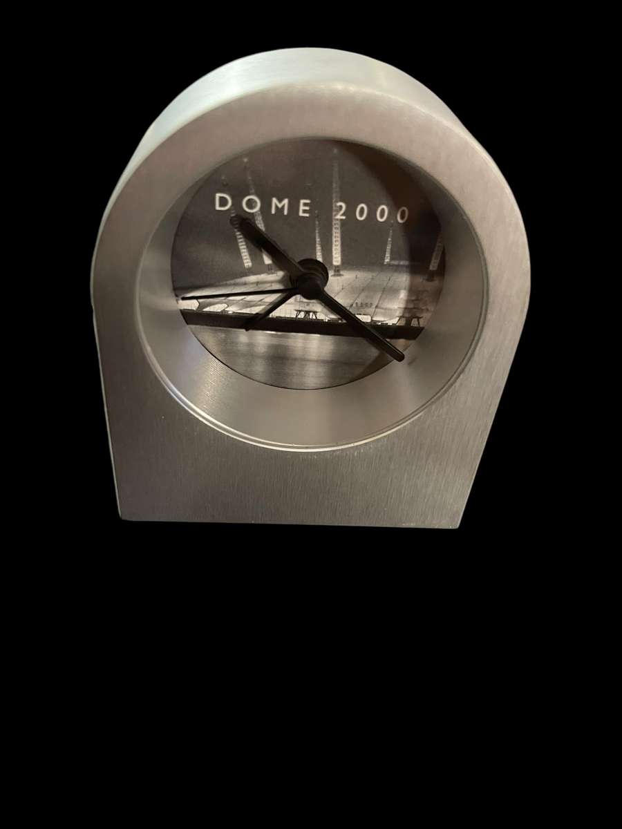 Alarm clock Dome 2000