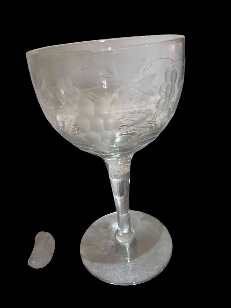 Glasses grape etched each