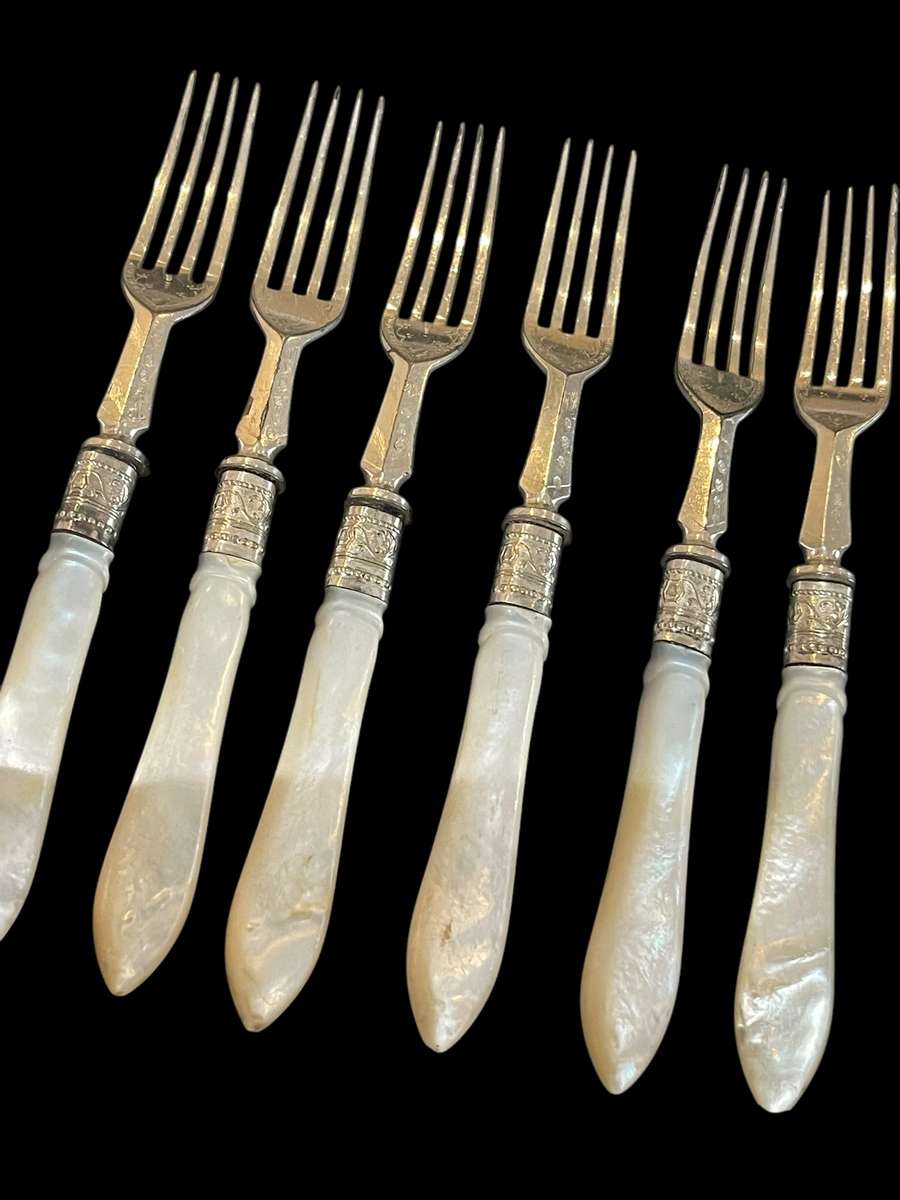Forks knives mother of pearl set
