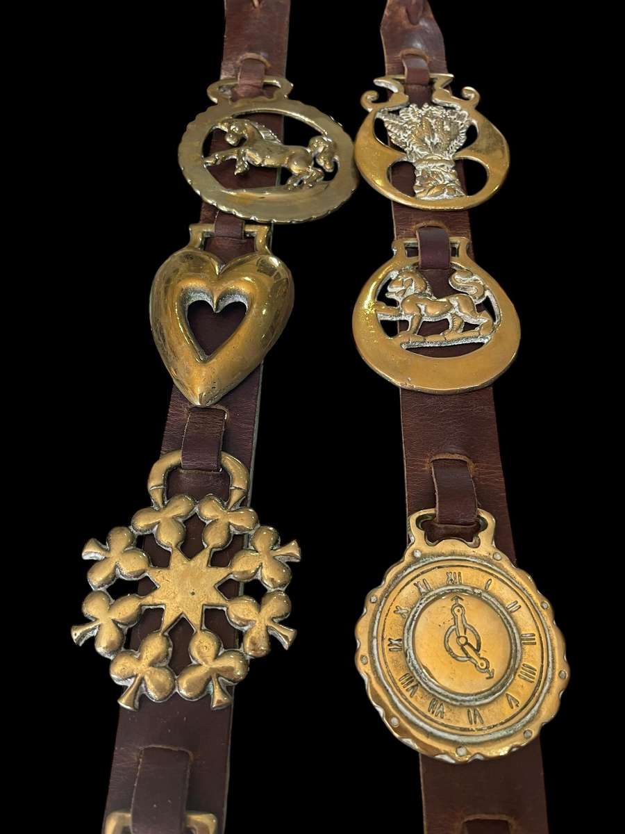 Horse brasses straps each