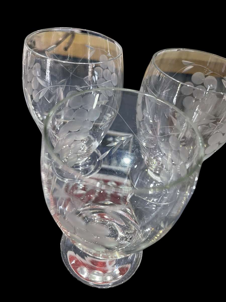 Glasses x4 grape etched