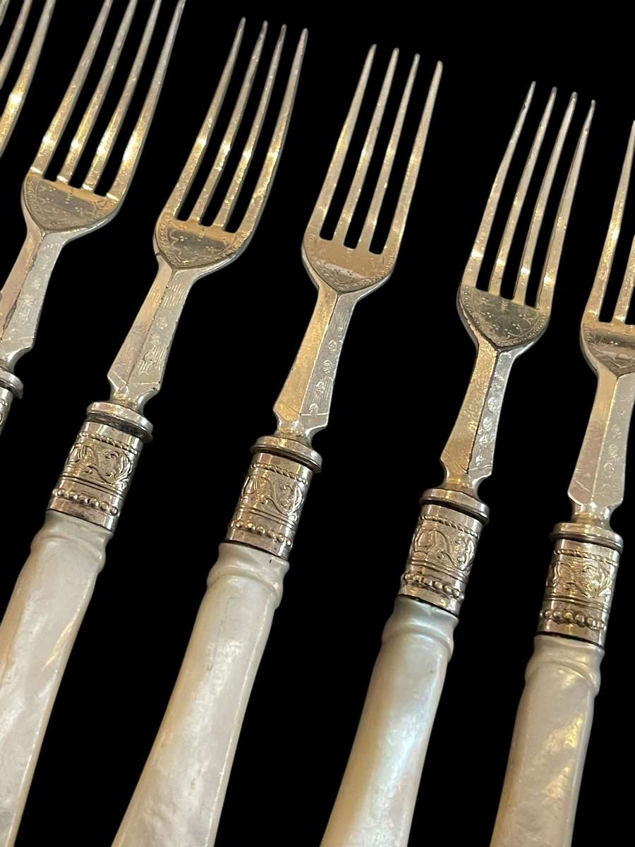 Forks knives mother of pearl set