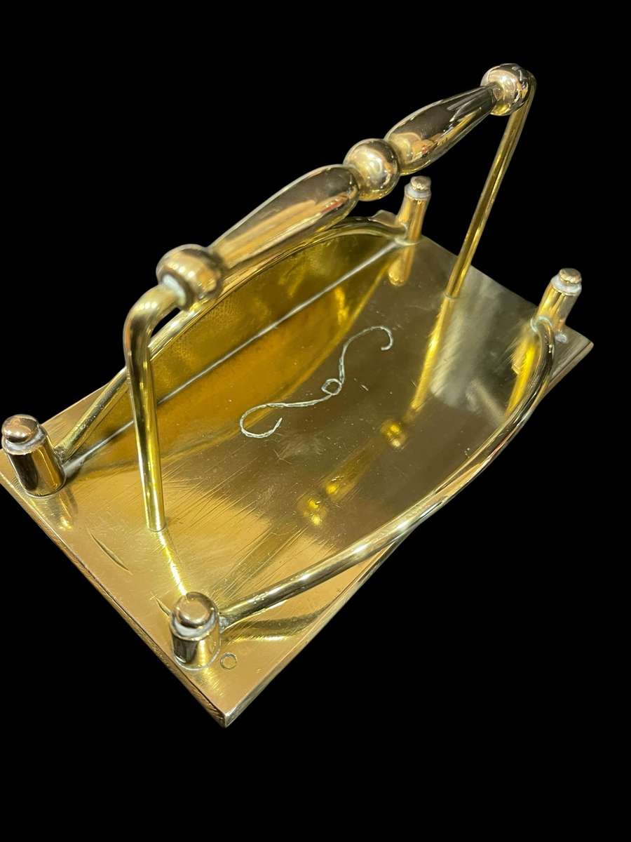 Letter holder brass