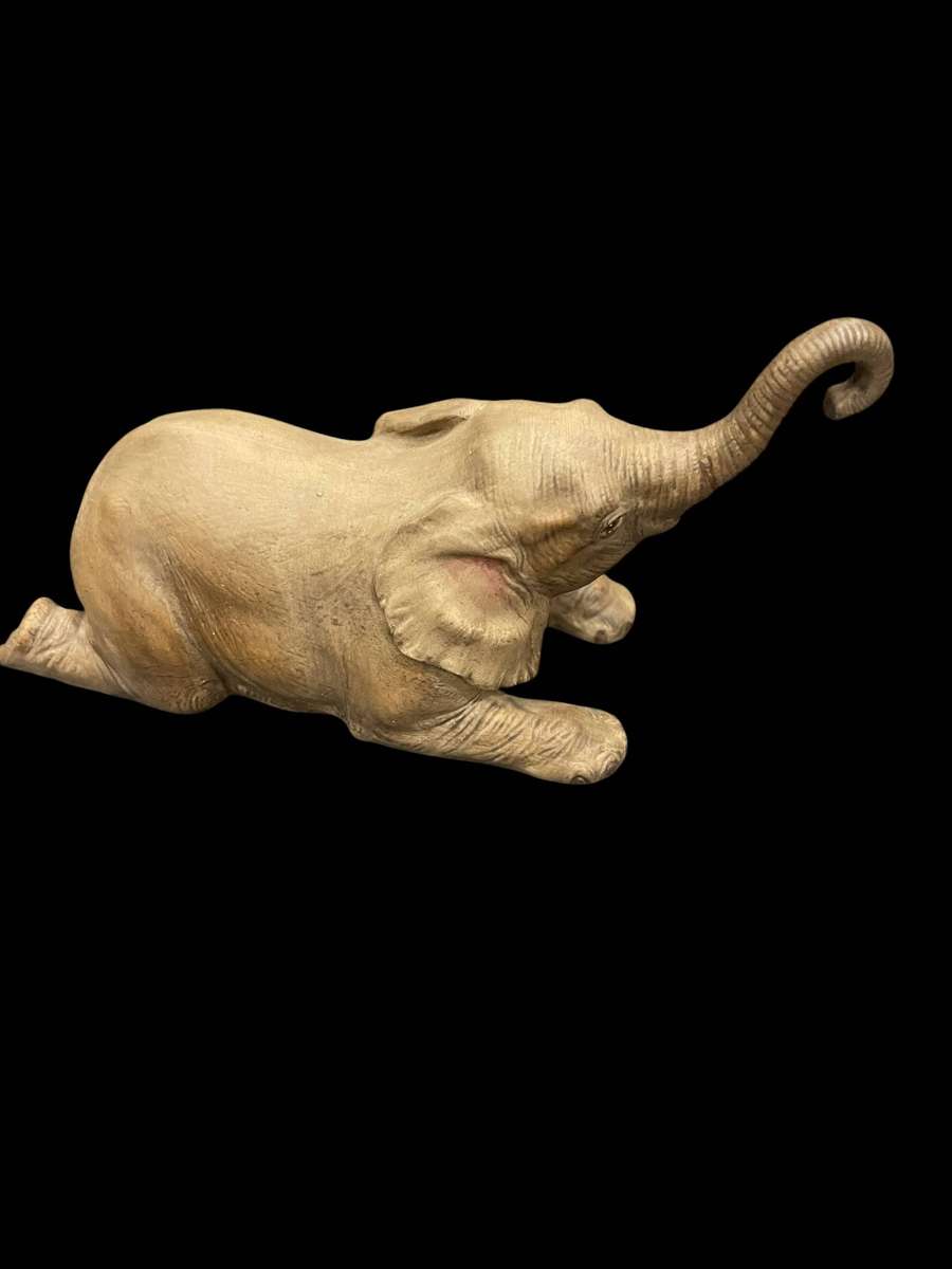 Ornament elephant Aynsley