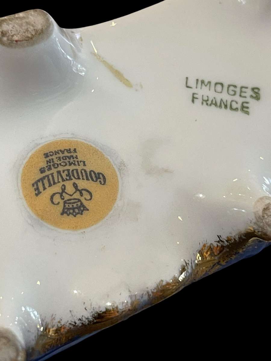 Ornament couch Limoges