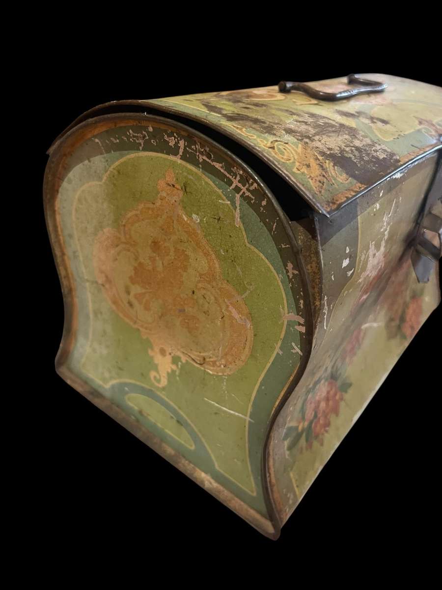 Ornament tin antique