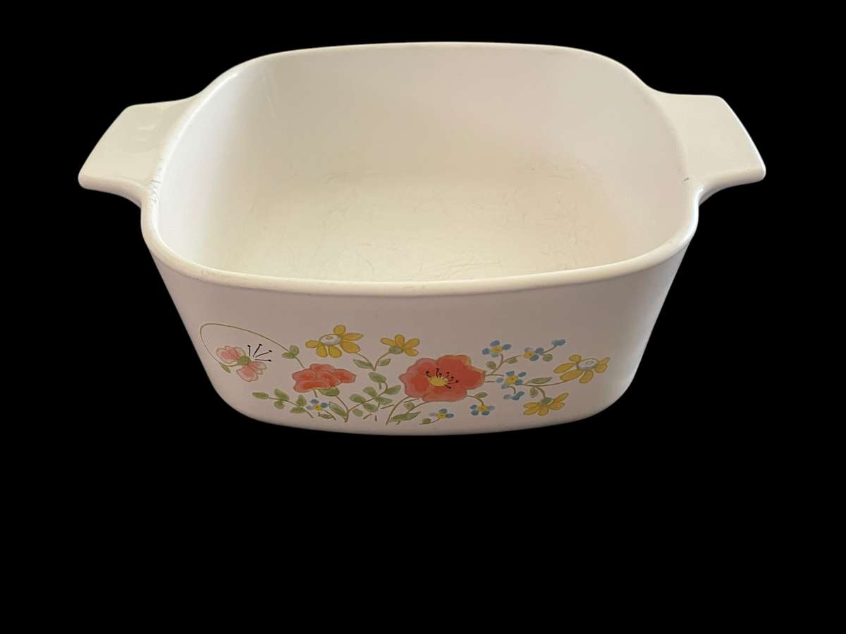Oven dish Corningware