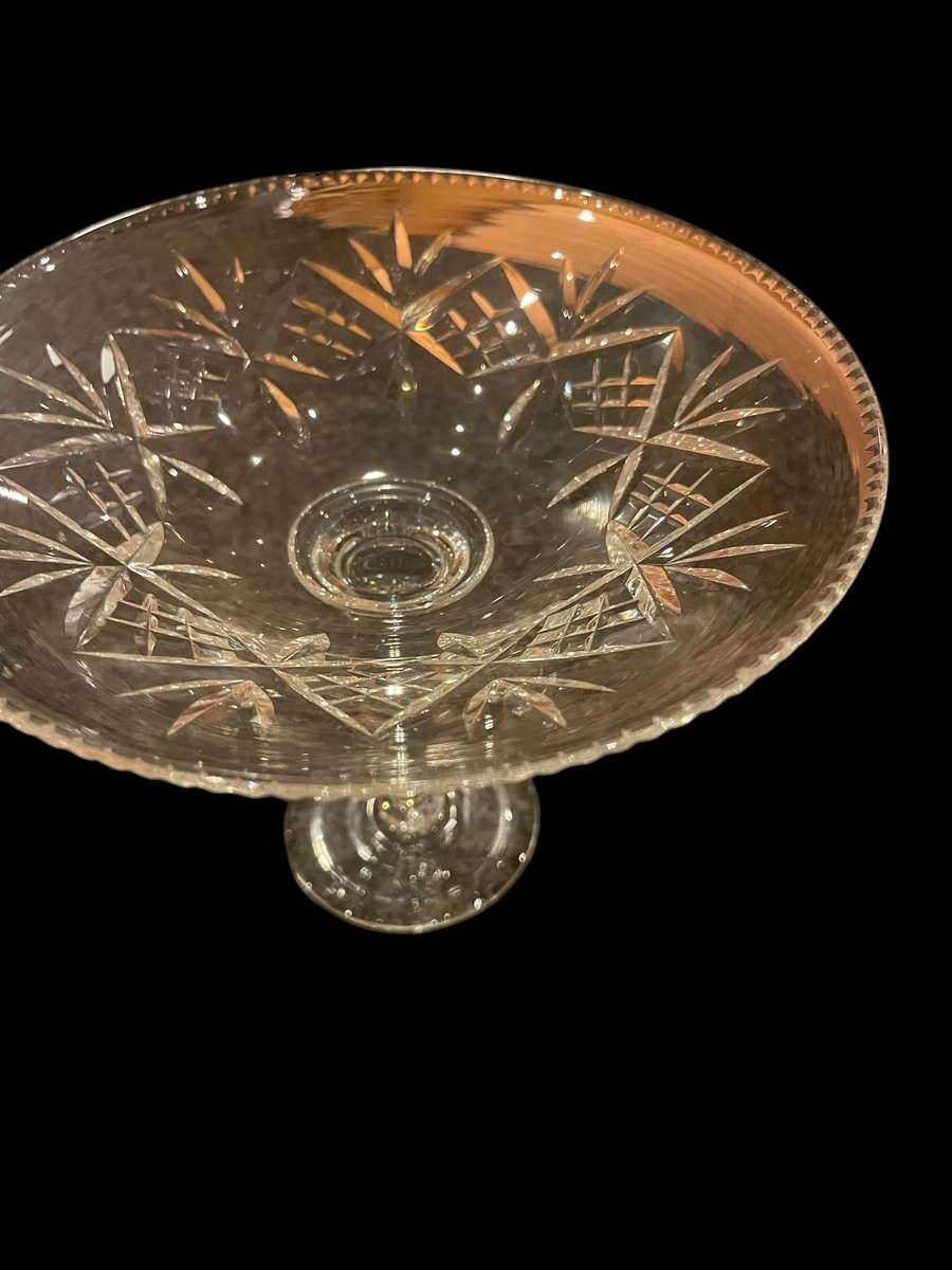 Bowl pedestal Webb Corbett