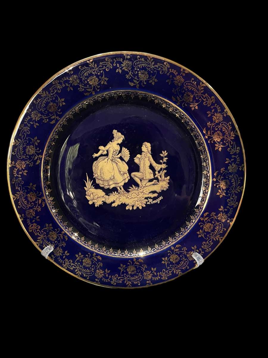 Plate display Limoges