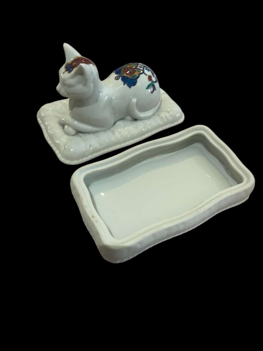 Jewellery/trinket holder Elizabeth Arden