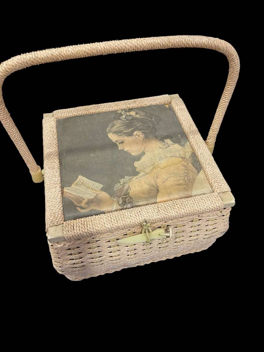 Needlework/sewing basket