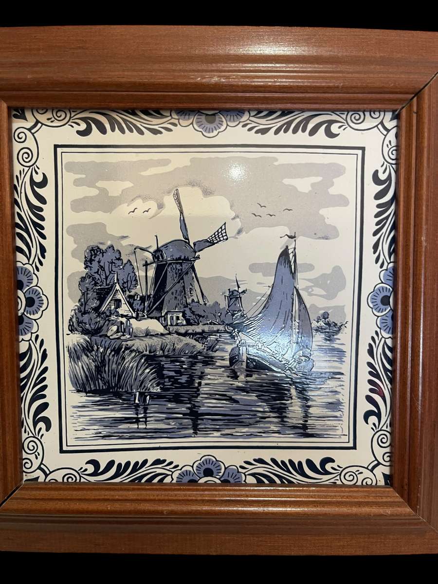 Delft tile(J)