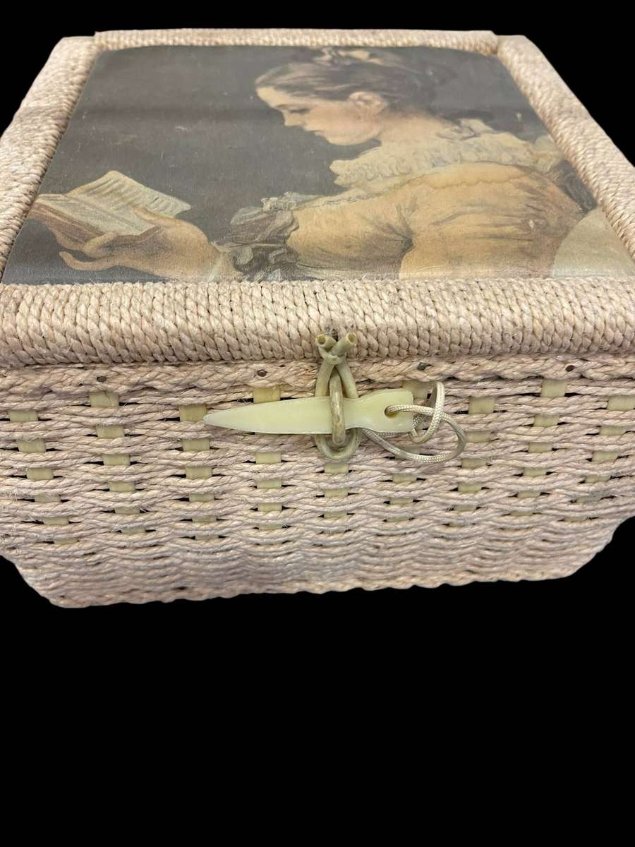 Needlework/sewing basket