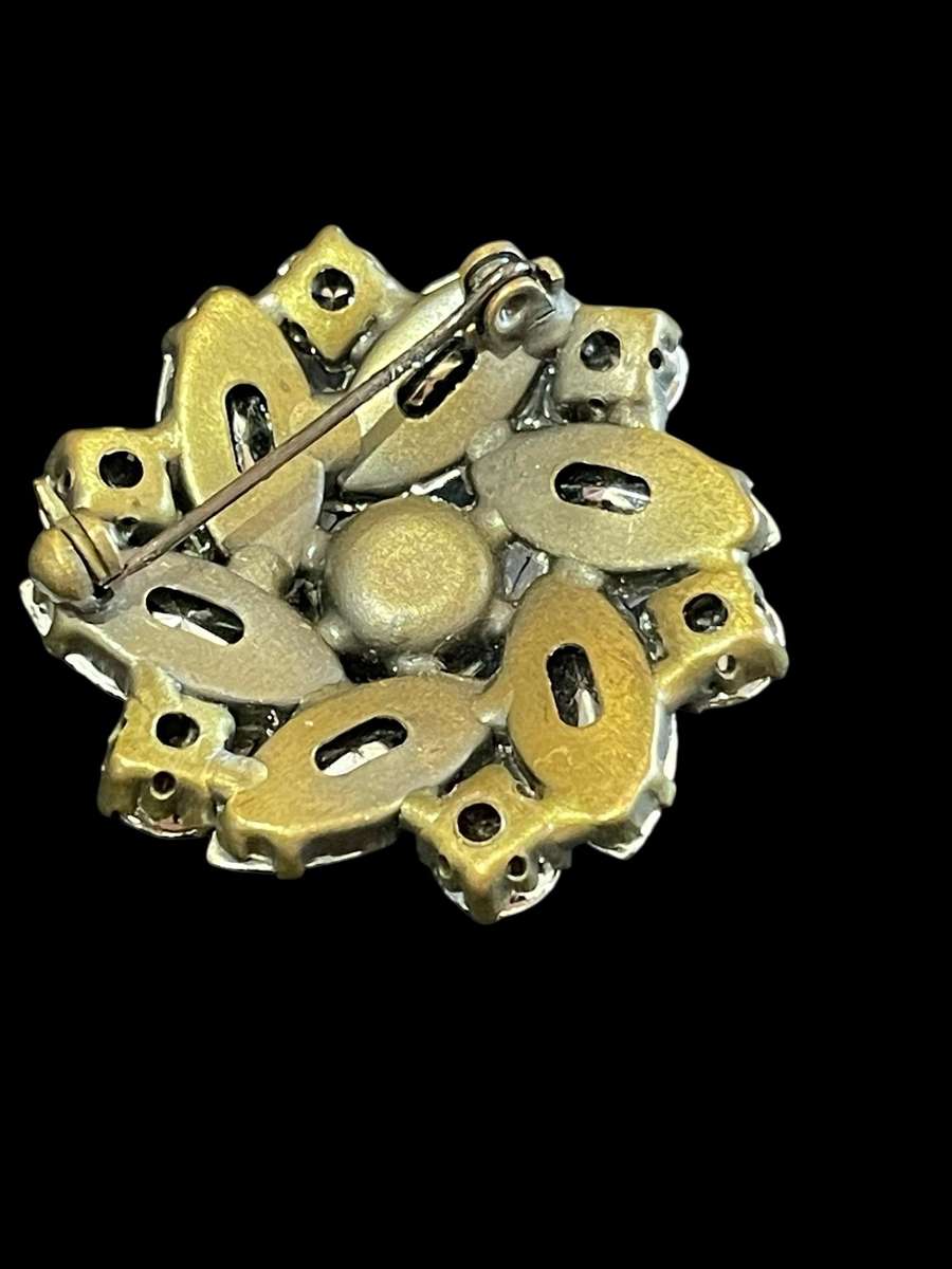 Brooch(NR2)