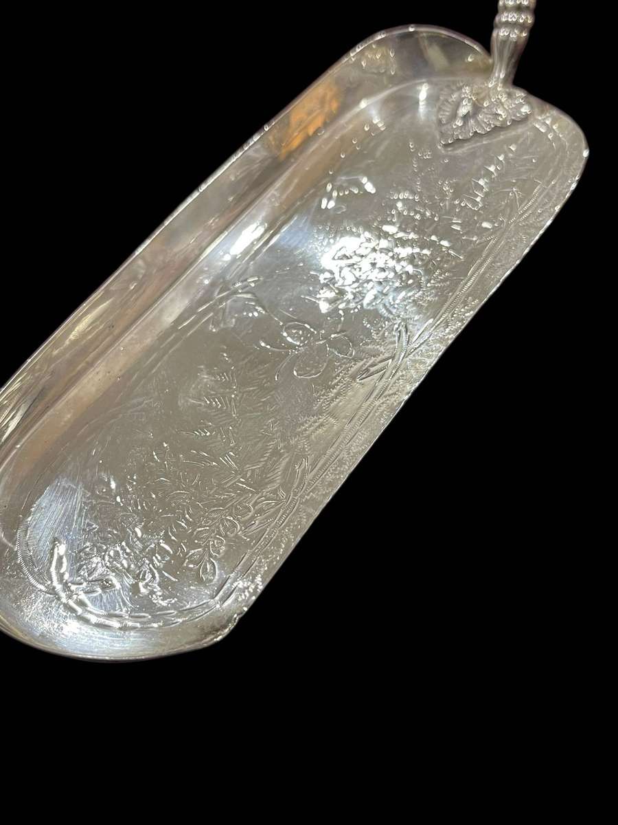 Butlers scoop/food lift