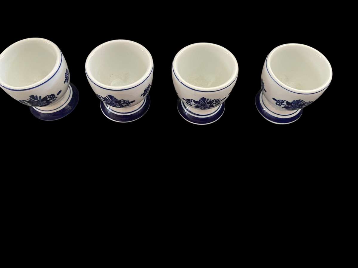 Egg cups Delft x4
