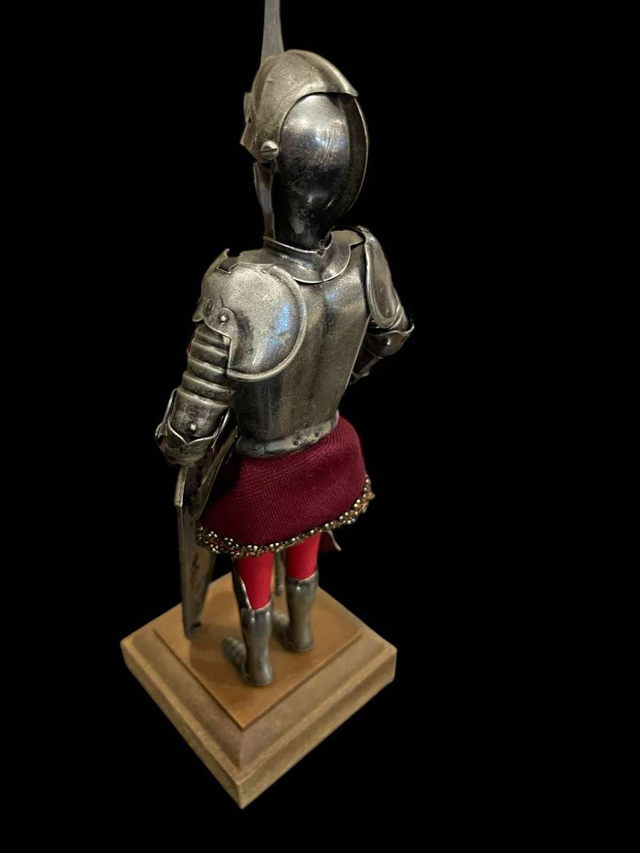 Ornament knight in armour