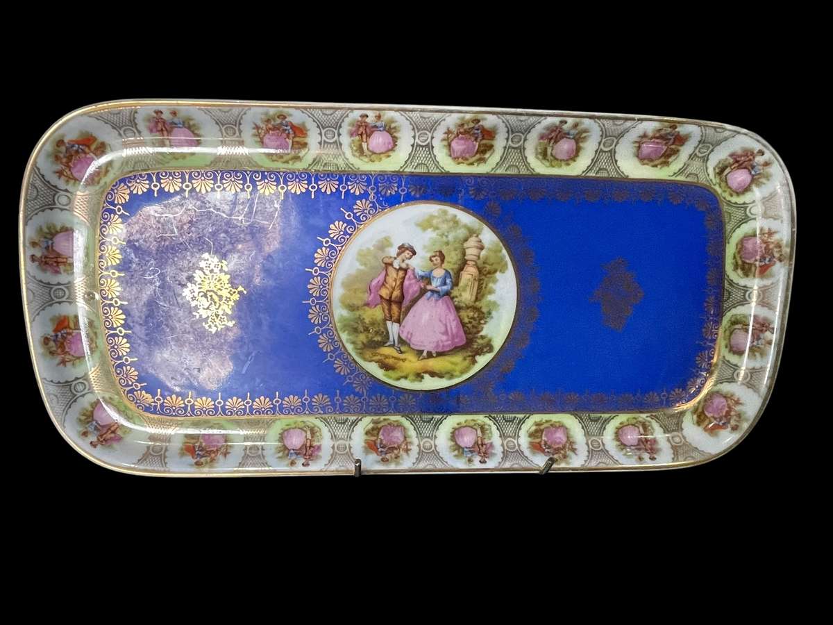 Plate/tray display Bavarian