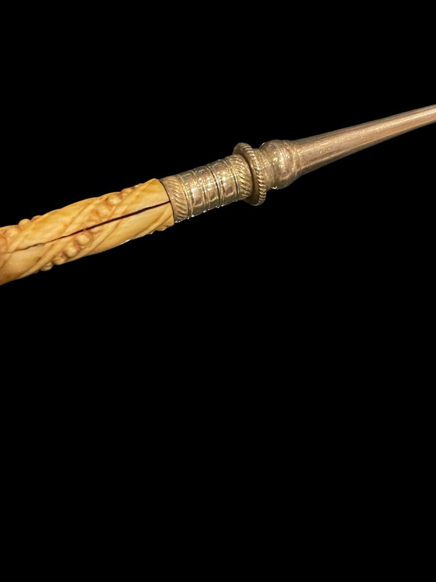 Pickle fork bone handled(NR