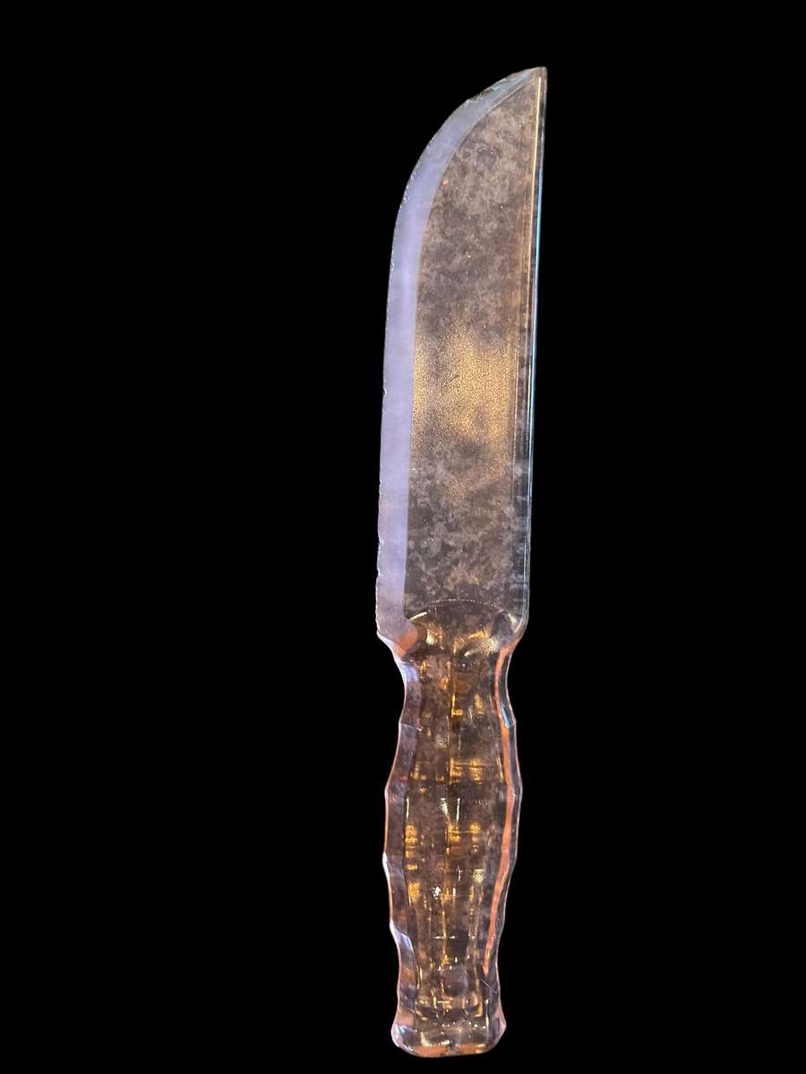 Knife glass