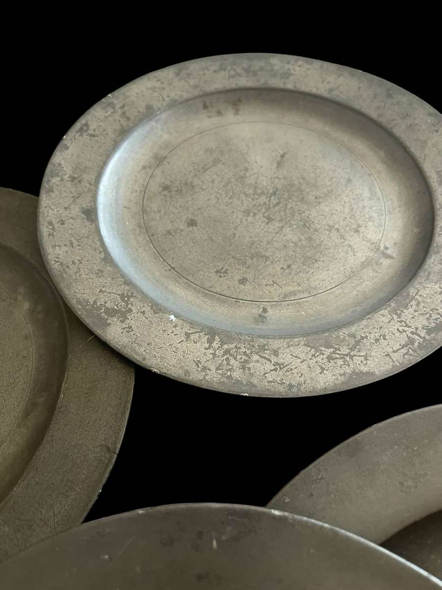 Plates pewter each
