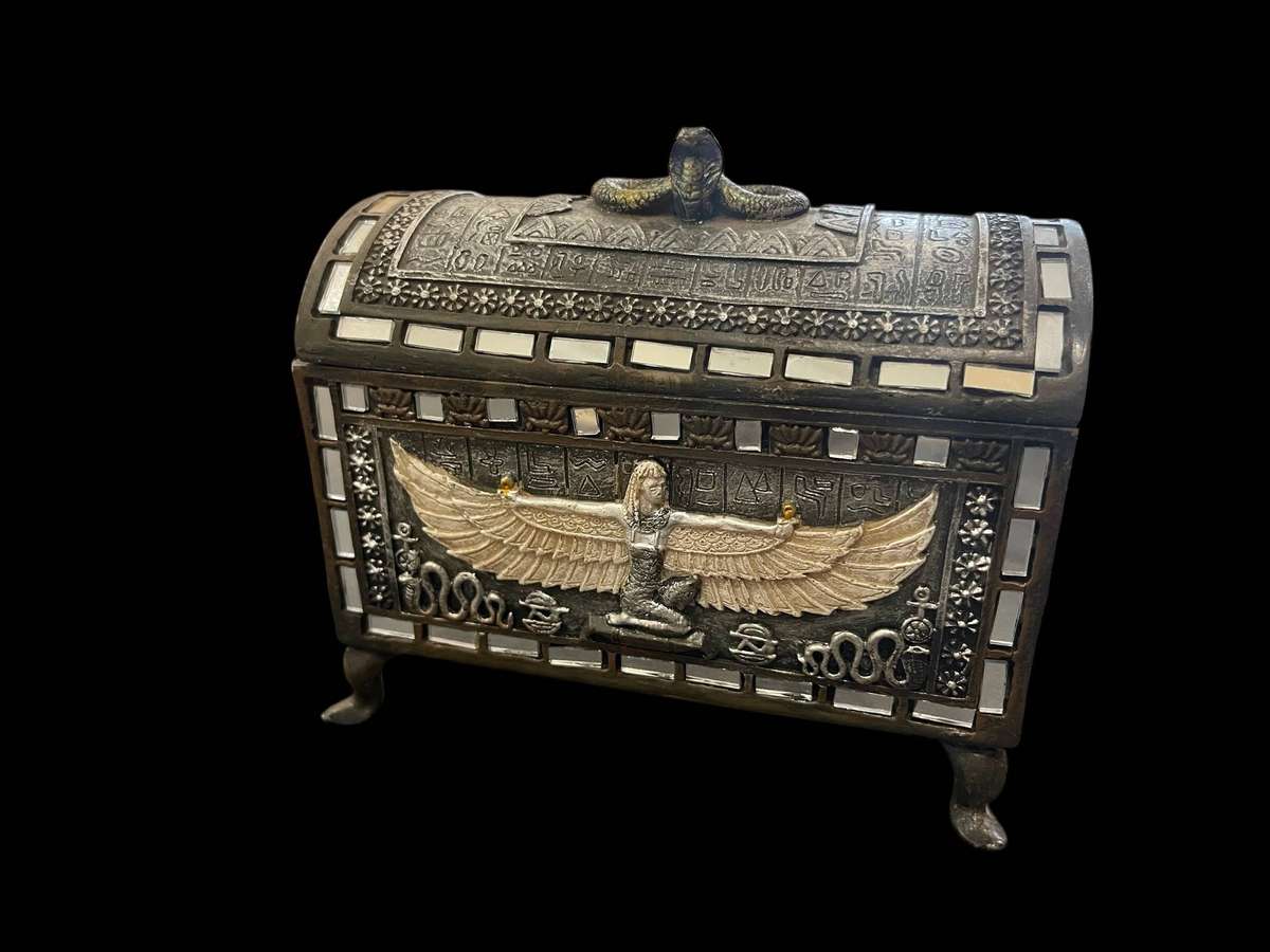 Trinket/jewellery holder Egypt