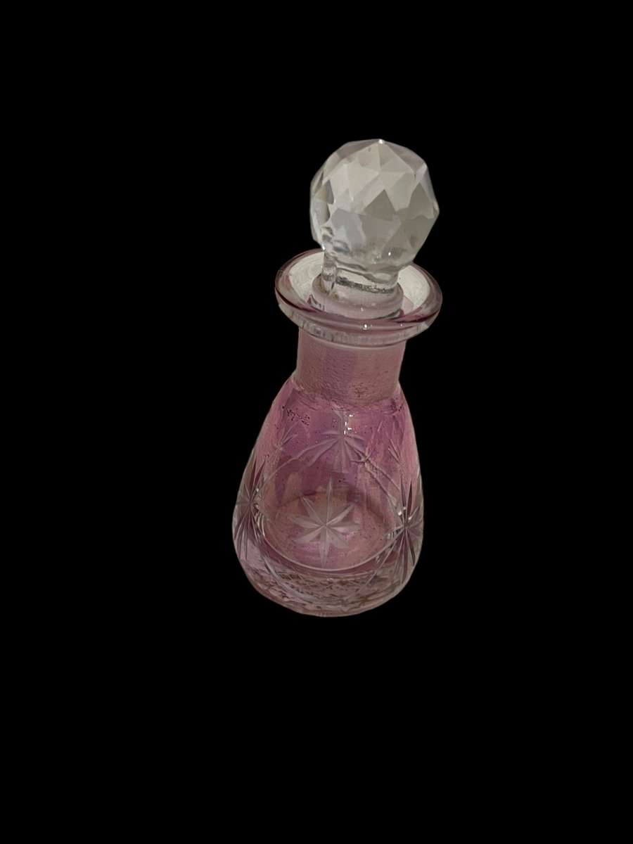 Perfume bottle